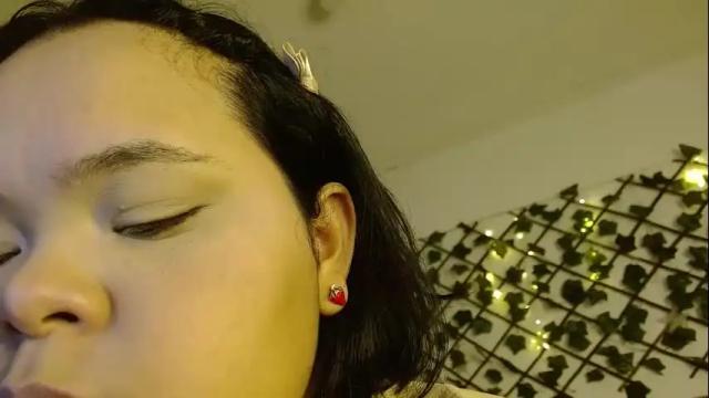 Image 2 of sexychubbyy Stream on Chaturbate on 1 month ago