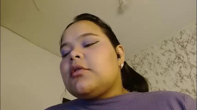 Image 2 of sexychubbyy Stream on Chaturbate on 1 month ago