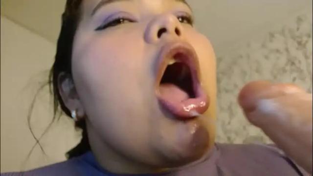 Image 3 of sexychubbyy Stream on Chaturbate on 1 month ago