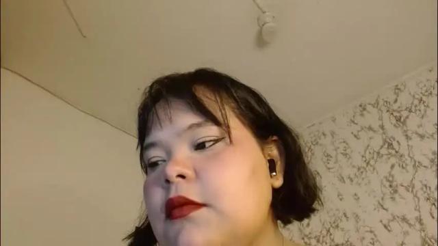 Image 4 of sexychubbyy Stream on Chaturbate on 24 days ago