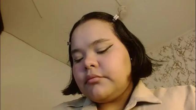 Image 4 of sexychubbyy Stream on Chaturbate on 22 days ago