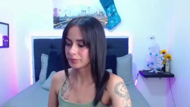 Image 12 of sexygemma_ Stream on Chaturbate on 18 months ago