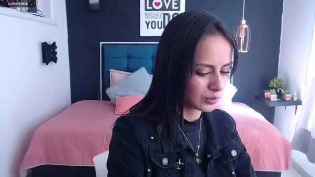 Image 4 of sexygemma_ Stream on Chaturbate on 17 months ago