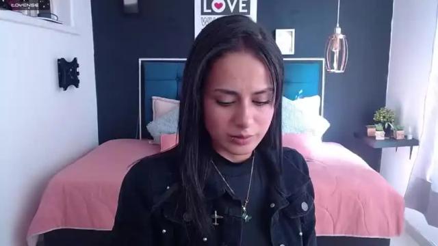 Image 7 of sexygemma_ Stream on Chaturbate on 17 months ago