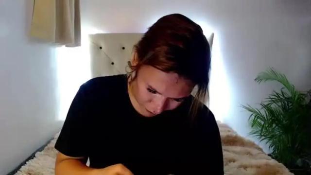 Image 6 of sexyhotiona01 Stream on Chaturbate on 22 months ago