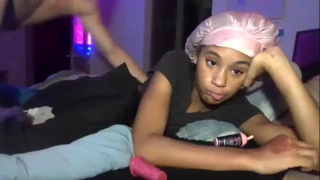 Image 4 of sexyhotlightskinns Stream on Chaturbate on 15 months ago