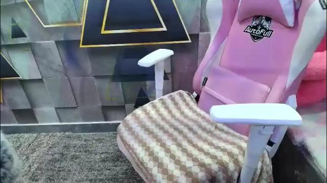 Image 3 of sexyislive Stream on Chaturbate on 5 days ago