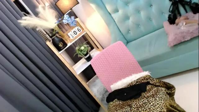 Image 3 of sexyjeanniecuntcums Stream on Chaturbate on 1 month ago