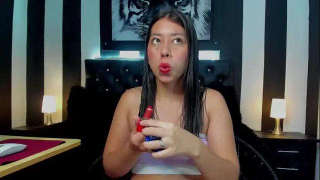 Image 2 of sexylaurita4u Stream on Chaturbate on 14 days ago