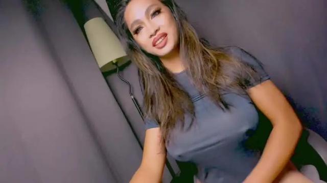 Image 2 of sexylongcockxxx Stream on Chaturbate on 16 months ago