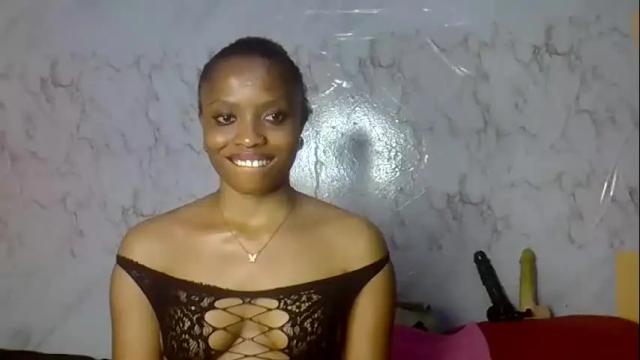 Image 8 of sexylucita Stream on Chaturbate on 14 days ago