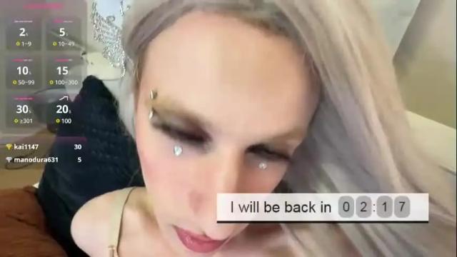 Image 6 of sexymiatrans Stream on Chaturbate on 1 month ago