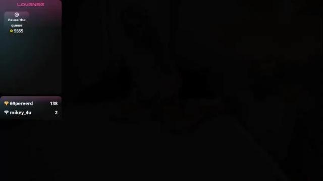 Image 6 of sexymiatrans Stream on Chaturbate on 27 days ago