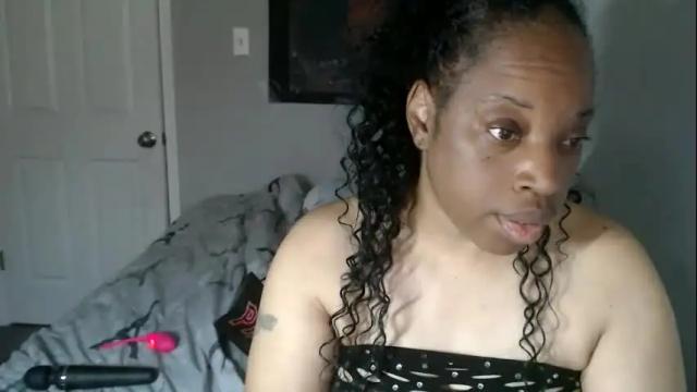 Image 8 of sexymona1218 Stream on Chaturbate on 2 months ago