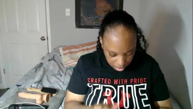 Image 3 of sexymona1218 Stream on Chaturbate on 2 months ago