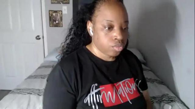 Image 4 of sexymona1218 Stream on Chaturbate on 1 month ago