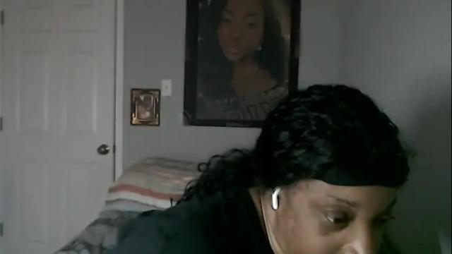 Image 12 of sexymona1218 Stream on Chaturbate on 1 month ago