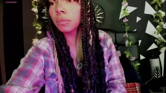 Image 2 of sexynaf Stream on Chaturbate on 1 month ago
