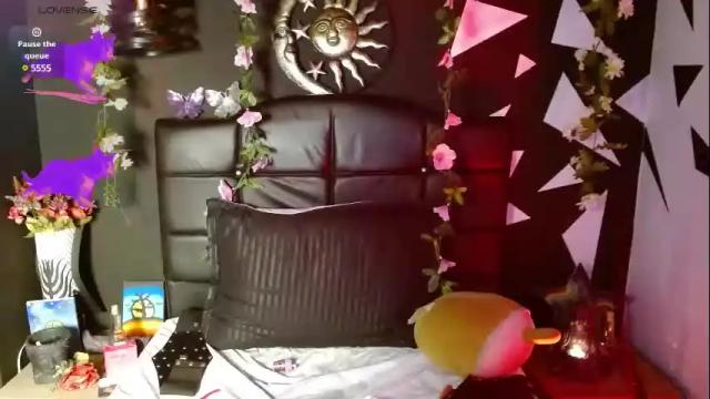 Image 11 of sexynaf Stream on Chaturbate on 16 days ago