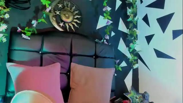 Image 6 of sexynaf Stream on Chaturbate on 8 days ago