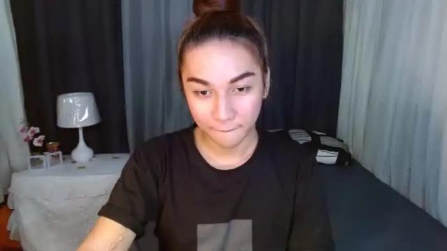 Image 12 of sexynaughty_samantha Stream on Chaturbate on 15 months ago