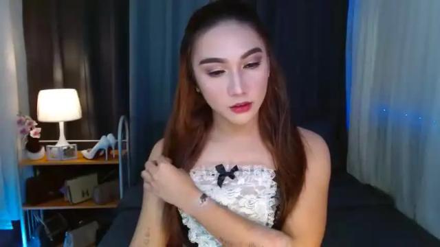 Image 2 of sexynaughty_samantha Stream on Chaturbate on 13 months ago