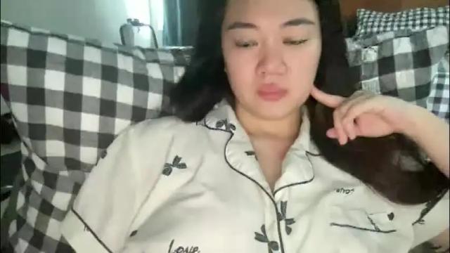 Image 3 of sexypenguin13 Stream on Chaturbate on 1 month ago