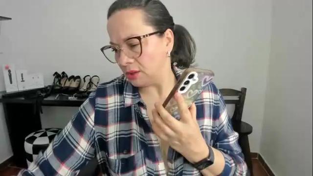 Image 4 of sexypsychologist Stream on Chaturbate on 2 months ago