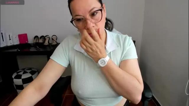 Image 2 of sexypsychologist Stream on Chaturbate on 25 days ago