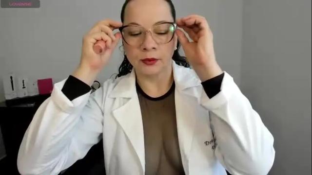 Image 2 of sexypsychologist Stream on Chaturbate on 23 days ago