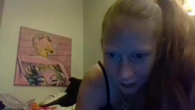 Image 10 of sexyred247365 Stream on Chaturbate on 20 months ago