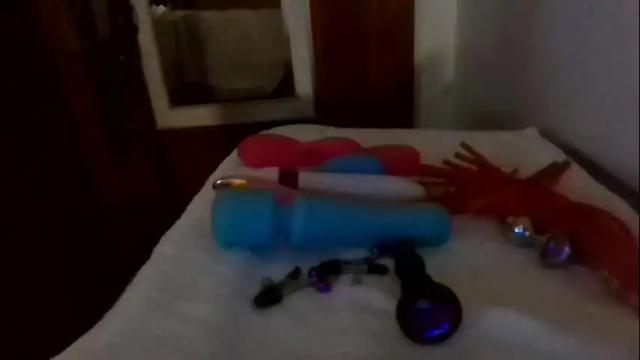 Image 12 of sexyred247365 Stream on Chaturbate on 14 months ago