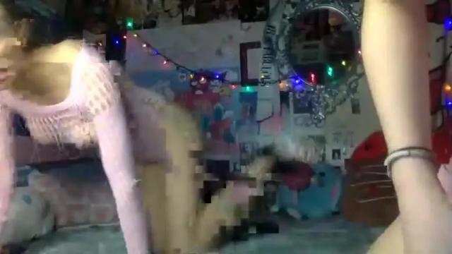 Image 11 of sexysnowhitestoner Stream on Chaturbate on 15 months ago