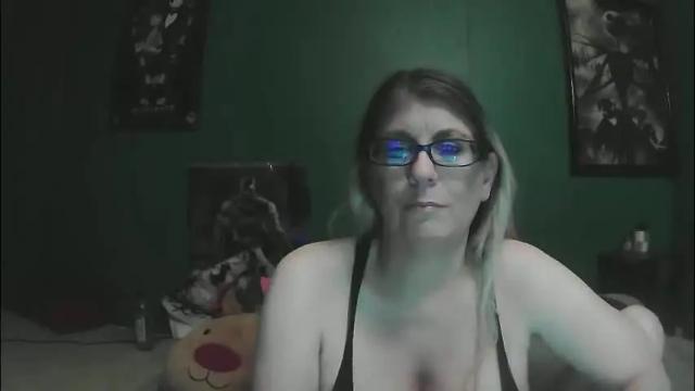 Image 3 of sexystripper69 Stream on Chaturbate on 26 days ago