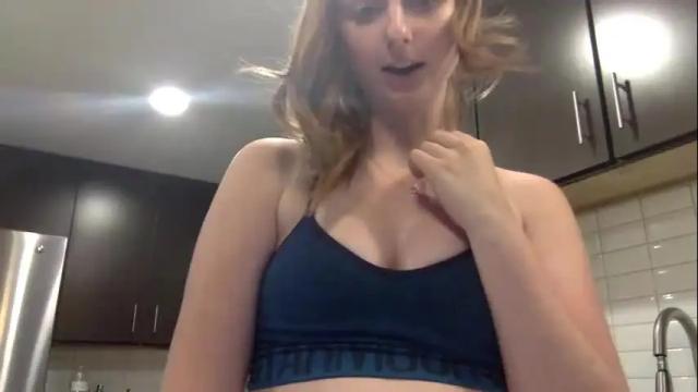 Image 6 of sexystudentxoxo Stream on Chaturbate on 17 months ago