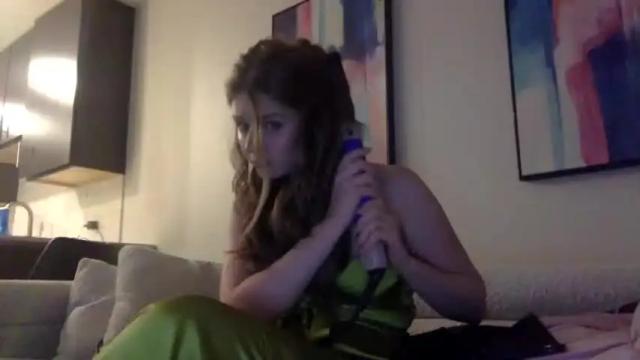 Image 12 of sexystudentxoxo Stream on Chaturbate on 15 months ago