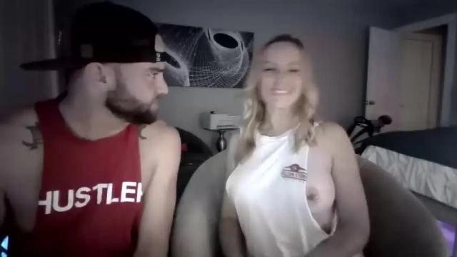 Image 8 of sexytexcouple Stream on Chaturbate on 14 months ago