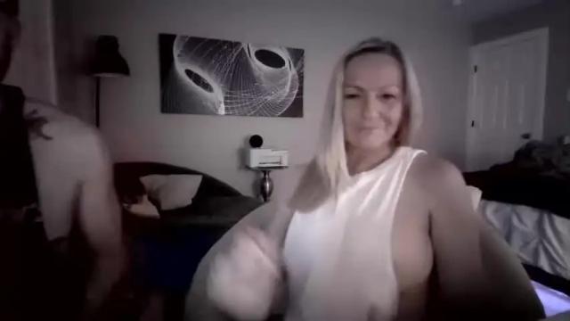 Image 11 of sexytexcouple Stream on Chaturbate on 14 months ago