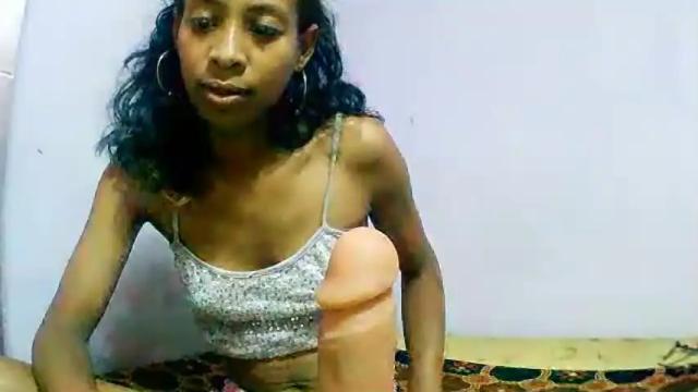 Image 12 of sexyvalie Stream on Chaturbate on 14 months ago