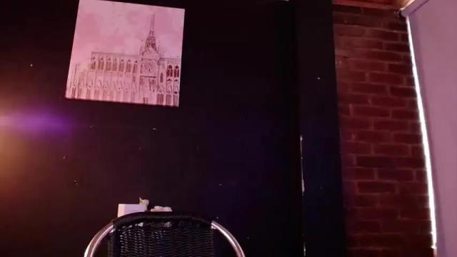 Image 6 of sexyviolett_ Stream on Chaturbate on 13 months ago