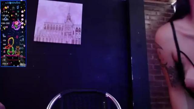 Image 6 of sexyviolett_ Stream on Chaturbate on 13 months ago