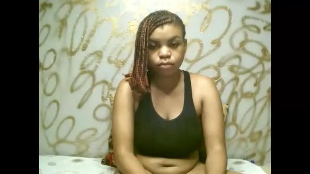 Image 6 of sexyyred_ Stream on Chaturbate on 1 month ago