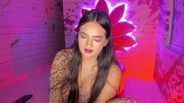 Image 3 of shaaronnsmith Stream on Chaturbate on 13 months ago