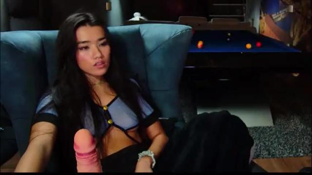 Image 3 of shachatte Stream on Chaturbate on 1 month ago