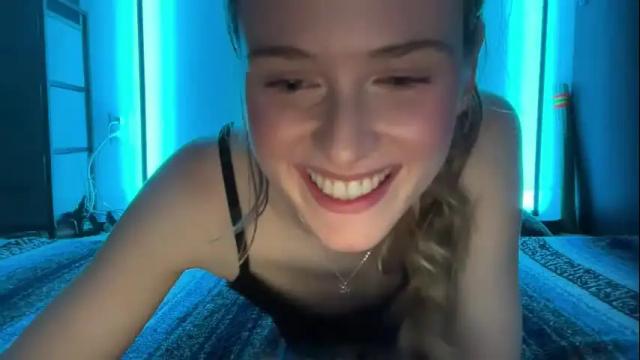 Image 10 of shadebabe Stream on Chaturbate on 4 months ago