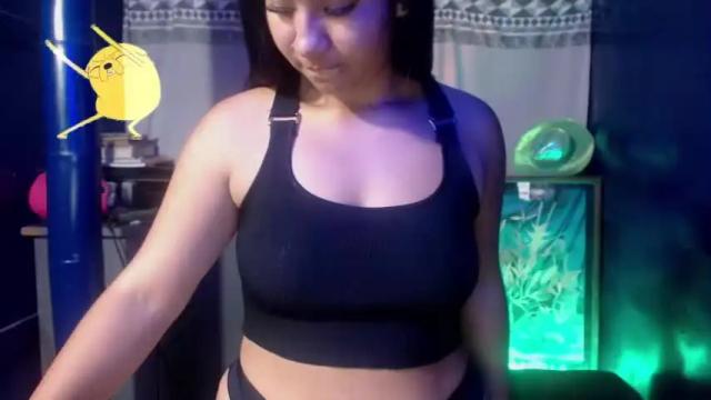 Image 4 of shaden_1 Stream on Chaturbate on 14 months ago