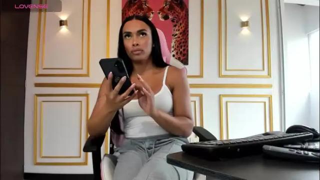 Image 3 of shadi_kin Stream on Chaturbate on 1 month ago