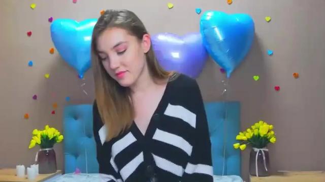 Image 7 of shaereel Stream on Chaturbate on 15 months ago
