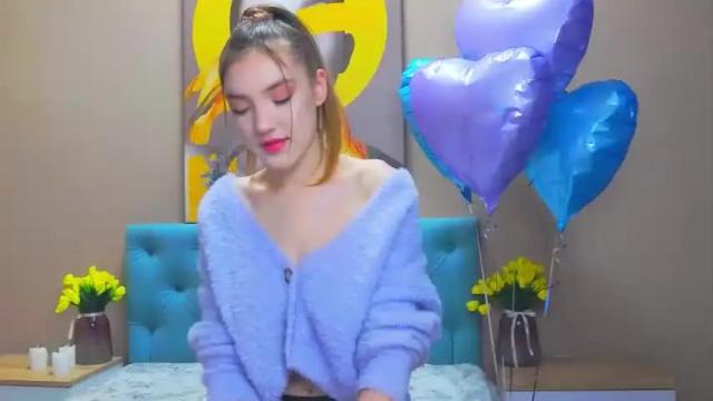 Image 4 of shaereel Stream on Chaturbate on 15 months ago