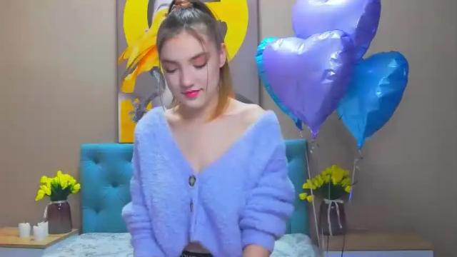 Image 8 of shaereel Stream on Chaturbate on 15 months ago
